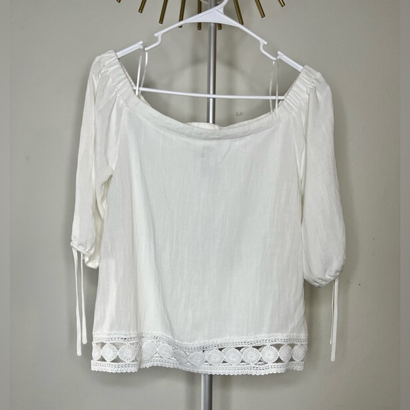 Anthropologie Greylin Akela White Off The Shoulder Top Half Sleeve small EUC - Picture 7 of 9